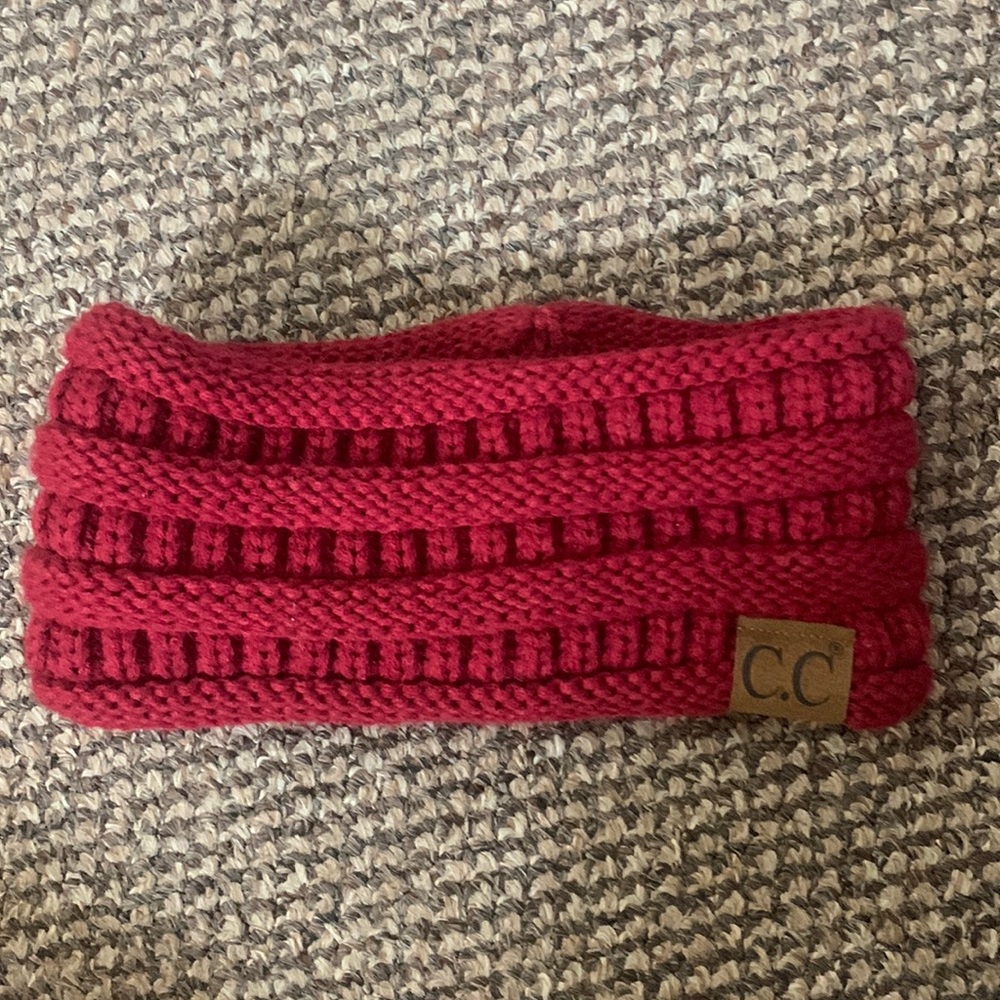 C.C. chunky soft stretch cable knit headband crimson/red burgundy women’s new